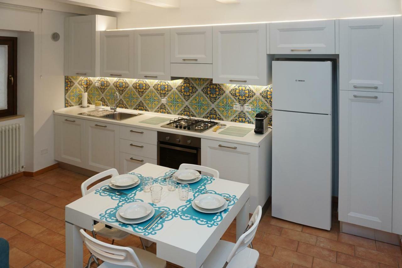Casa Vacanze Torre dei Gualtieri Villa San Benedetto del Tronto Esterno foto